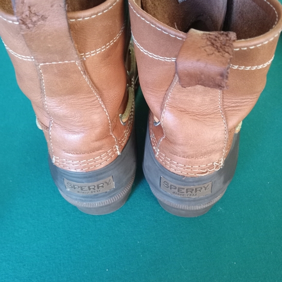 Boots - Picture 3 of 8